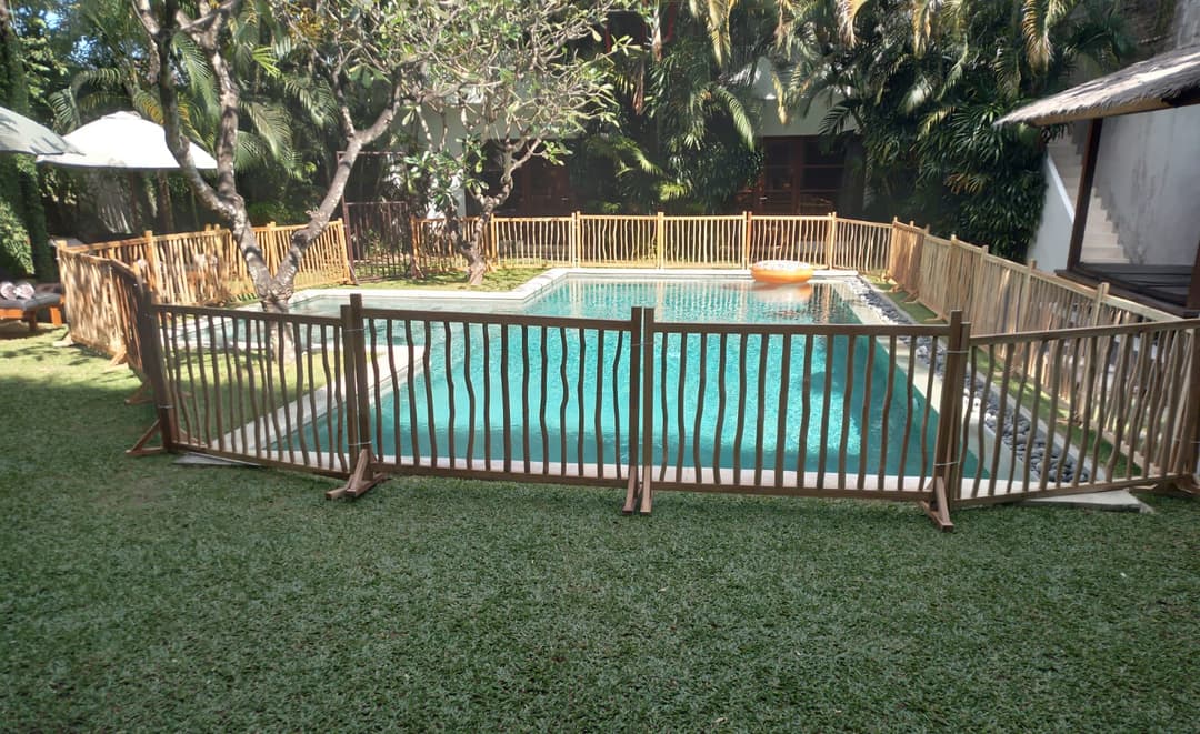 Rental Pool Fence - Image 2