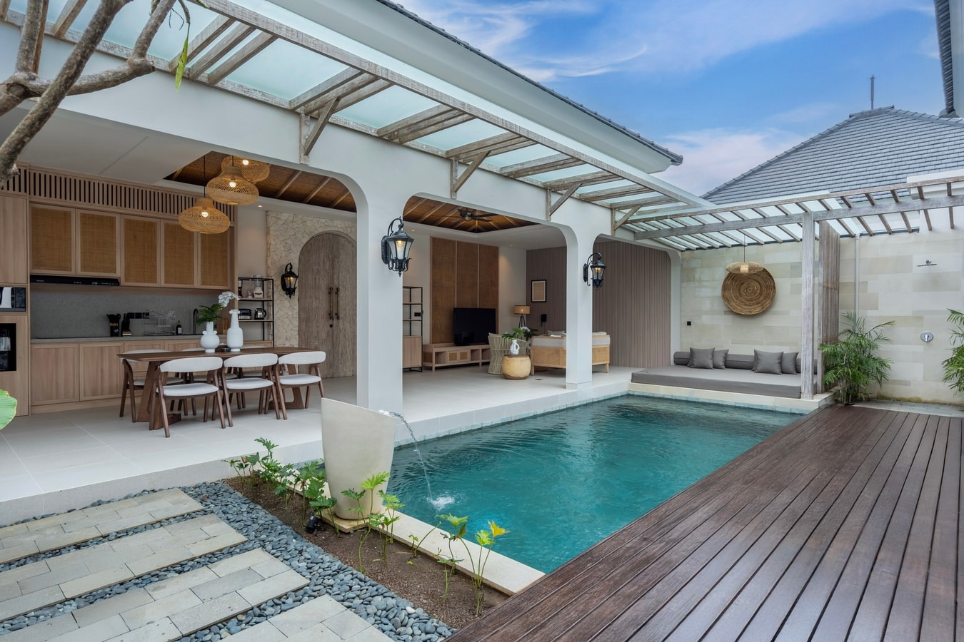 Deneva 7 - 2 Bedroom Villa with Pool, Canggu
