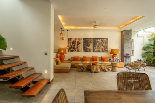 Flores - 4 Bedroom Villa with Long Pool, Berawa