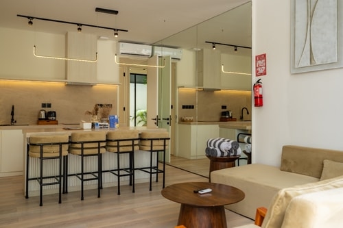 Oasis 8 - 2BR Pool Villa, Near Batu Bolong Beach