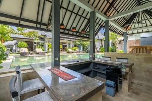 Aliya Villa - 4 Bedroom Villa with Pool, Sanur