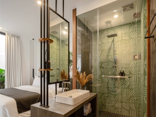 1BR Private Suite with Shared Pool