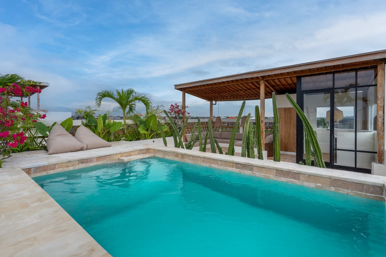 Leo Villa - 2 Bedroom with Rooftop Pool, Berawa