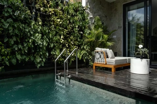 Modern 2BR Batu Belig Beach | Pool & Work Hub