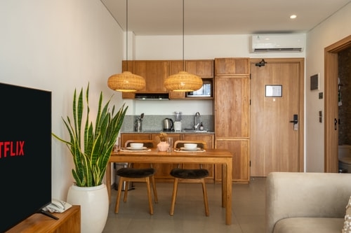Chic Pool 1BR Canggu | Near Cafés, Finns & Beach
