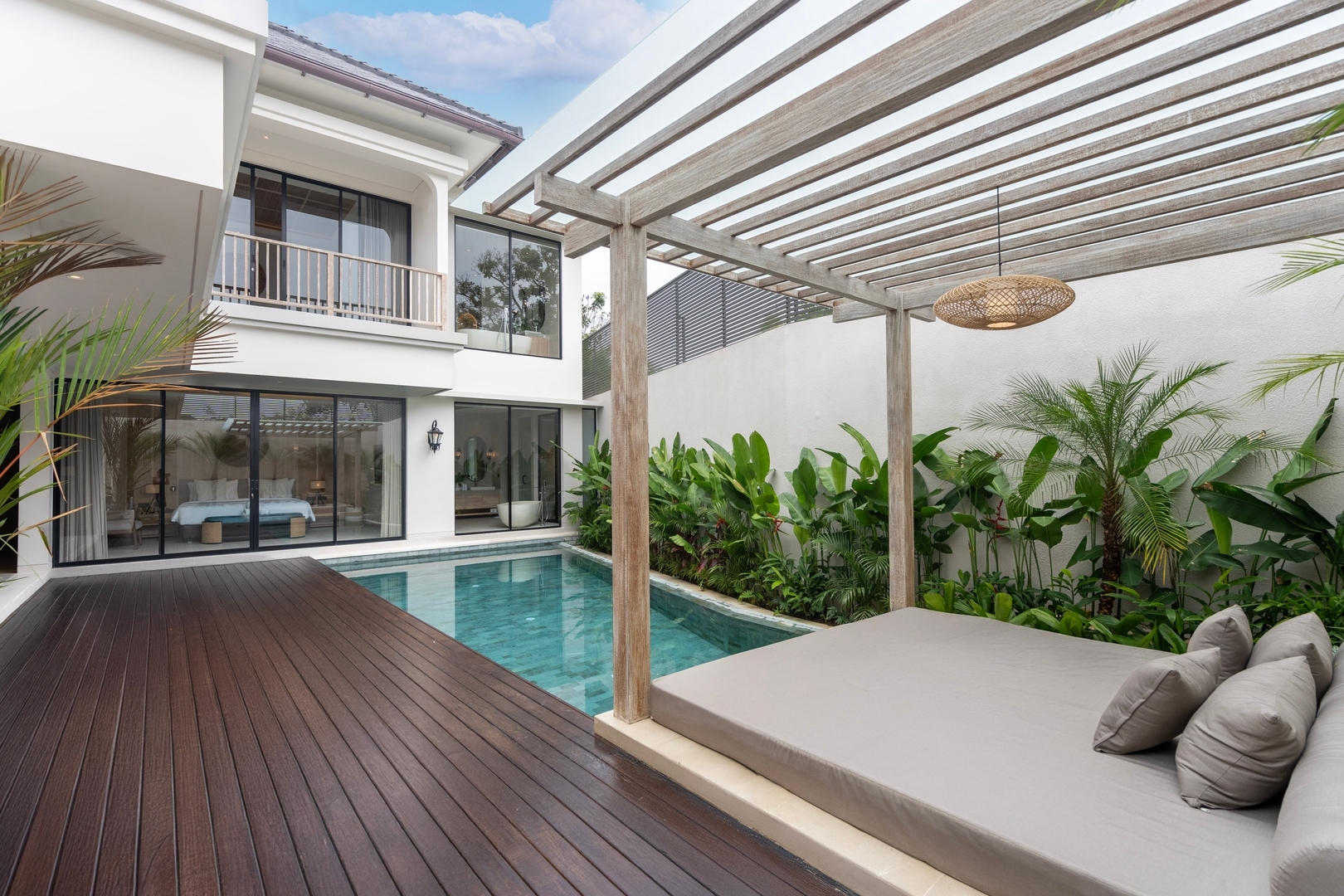 Deneva 10 - 3 Bedroom Villa with Pool, Canggu