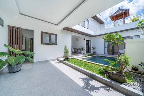 Addhika - Rooftop Terrace Villa with Pool, Berawa