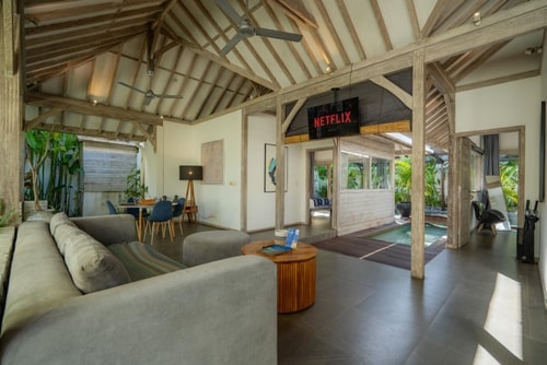 Mundaka - 2 Bedroom Villa with Pool, Pererenan